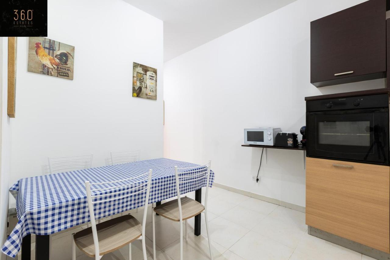 Centre Paceville Apt With Terrace, Bbq & Wifi By 360 Estates Saint Julian's Екстериор снимка