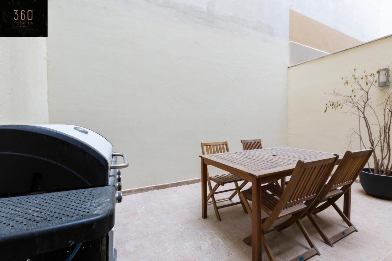 Centre Paceville Apt With Terrace, Bbq & Wifi By 360 Estates Saint Julian's Екстериор снимка