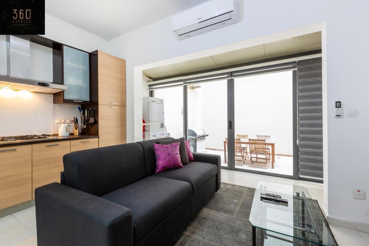 Centre Paceville Apt With Terrace, Bbq & Wifi By 360 Estates Saint Julian's Екстериор снимка
